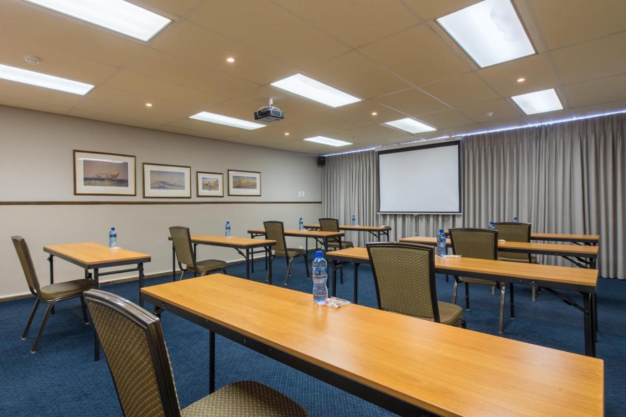 Saldanha Bay Hotel Екстер'єр фото