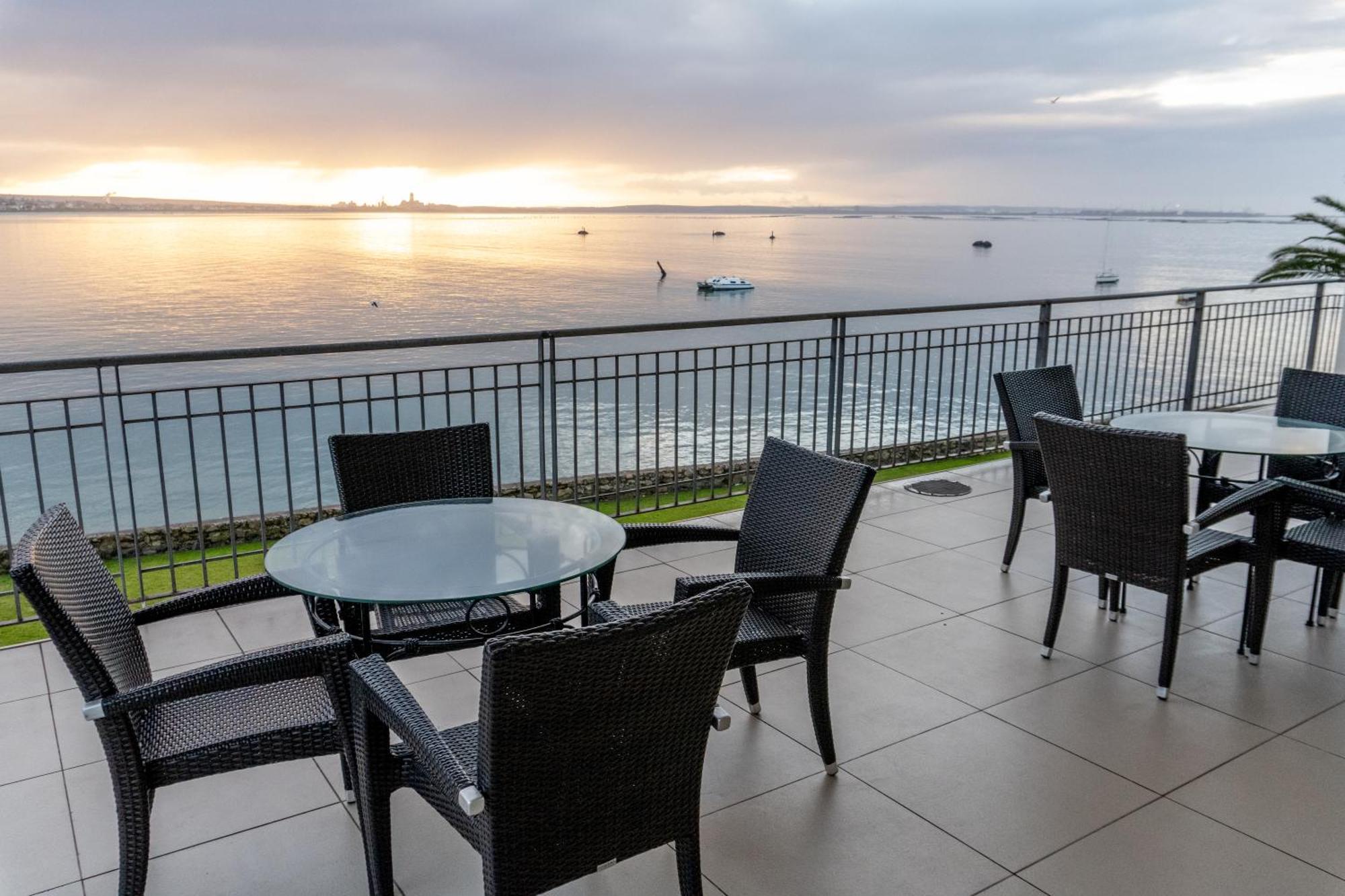 Saldanha Bay Hotel Екстер'єр фото